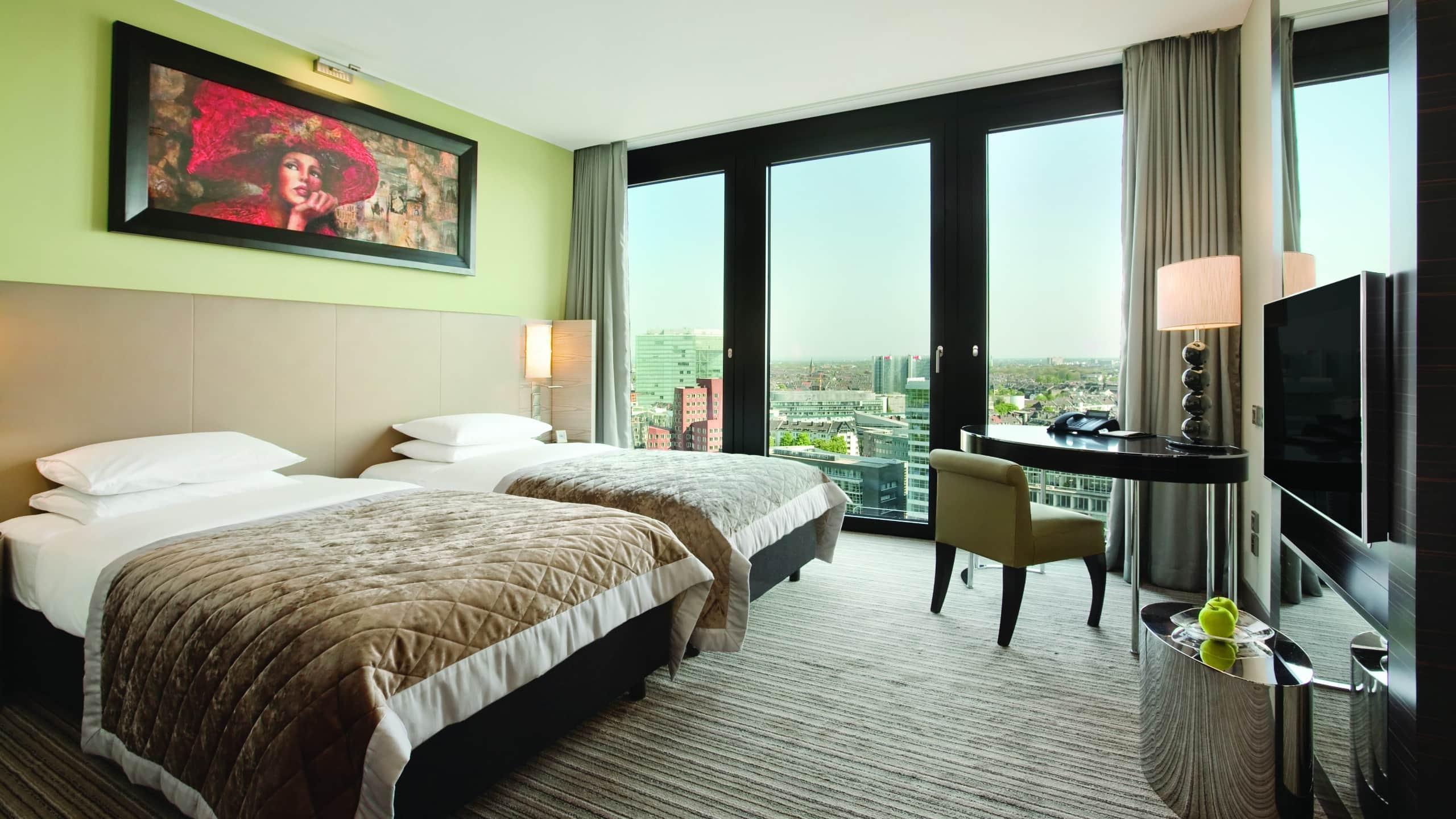 Hyatt Regency Dusseldorf Hotel Bagian luar foto A room at the hotel